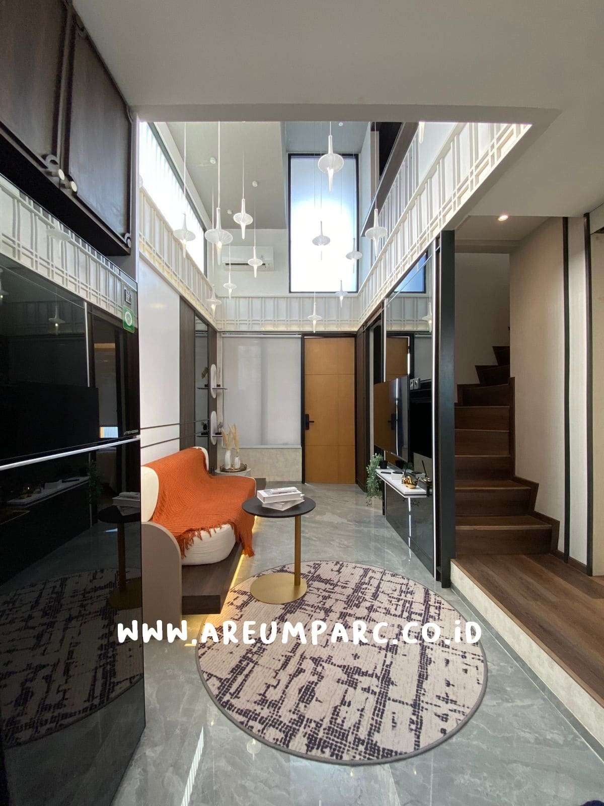 Ruang Keluarga Tipe 2 Lantai Mezzanine K-Villa 70 Areum Parc